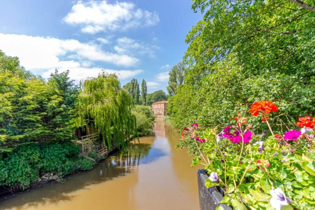 Walk: Norton and Auburn Hill Post image 1 Image name river derwent at malton north yorkshire the 1 image from the post Walk: Norton and Auburn Hill in Yorkshire.com.