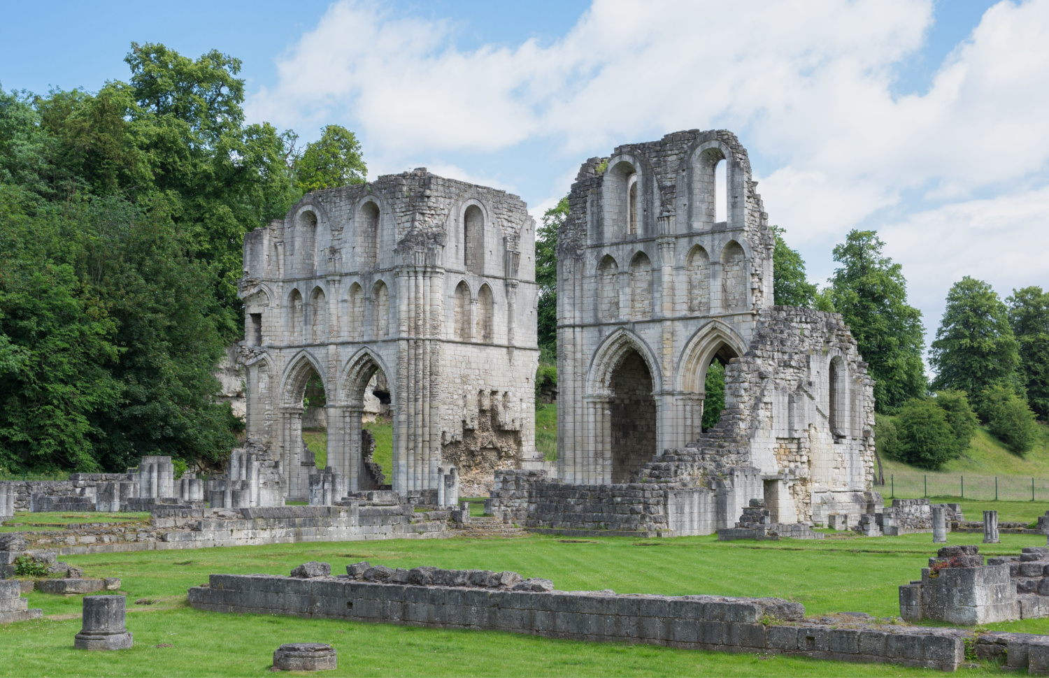 Image name roche abbey maltby south yorkshire the 2 image from the post Maltby, South Yorkshire in Yorkshire.com.