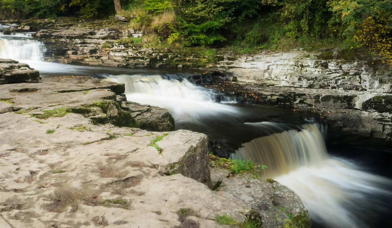 Image name stainforth foss settle north yorkshire the 29 image from the post Walk: Stainforth Force in Yorkshire.com.