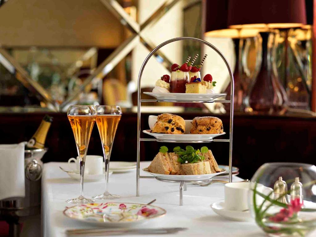 Celebrating Mother's Day in Yorkshire 2024 Post image 5 Image name wentbridge house hotel pontefract the 4 image from the post Celebrating Mother's Day in Yorkshire 2024 in Yorkshire.com.