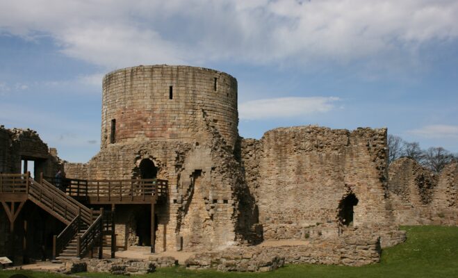 the ruins of Barnard Castle