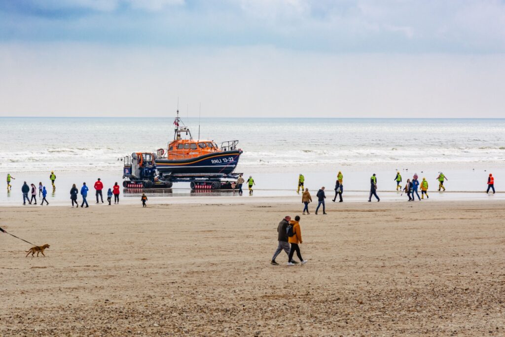 9 Great Coastal Dog Walks Post image 5 Image name bridlington lifeboat dogs walkers beach yorkshire the 5 image from the post 9 Great Coastal Dog Walks in Yorkshire.com.