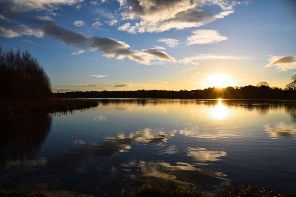 Image name cold hiendley reservoir yorkshire the 1 image from the post Barnsley Canal Walk in Yorkshire.com.