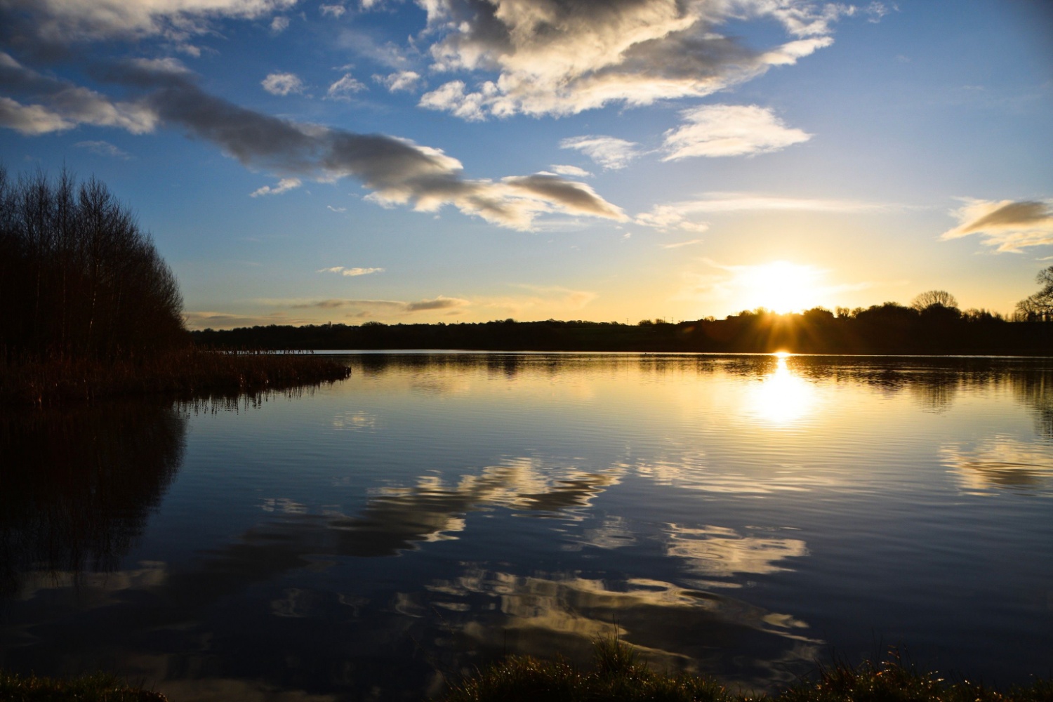 Image name cold hiendley reservoir yorkshire the 1 image from the post Barnsley Canal Walk in Yorkshire.com.