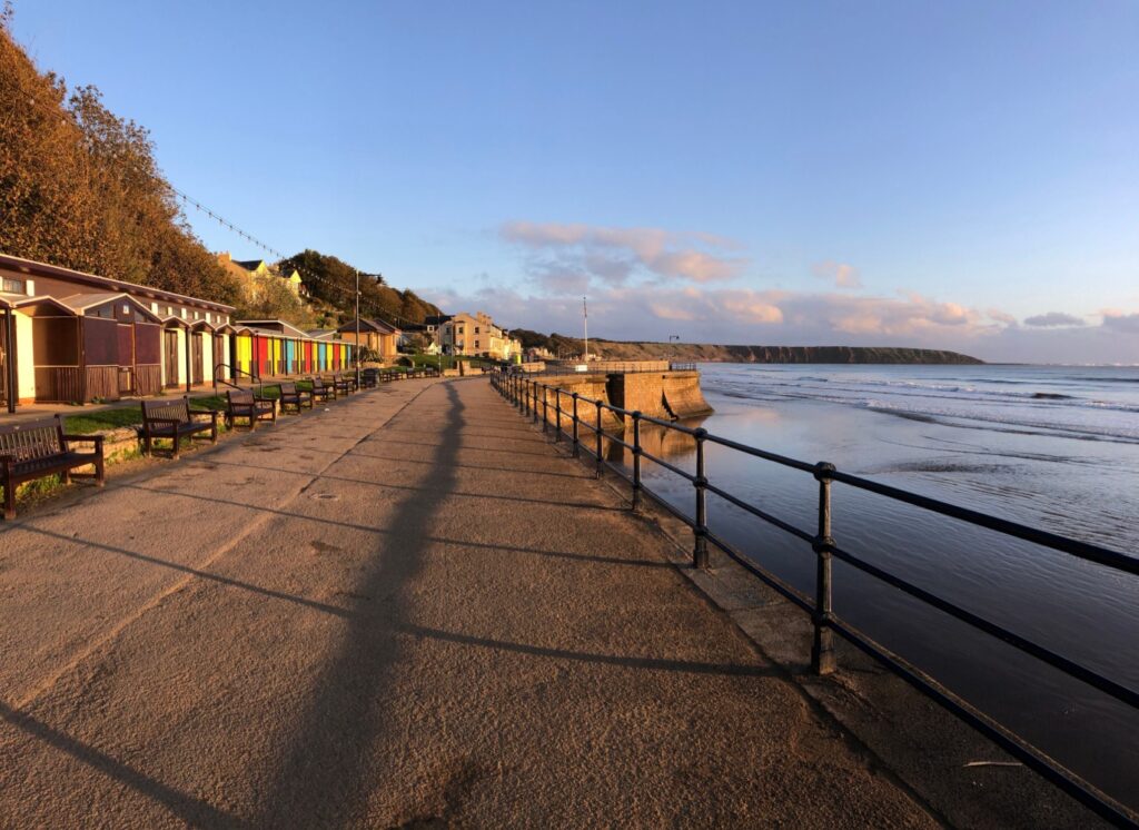 9 Great Coastal Dog Walks Post image 6 Image name filey yorkshire seafront the 6 image from the post 9 Great Coastal Dog Walks in Yorkshire.com.