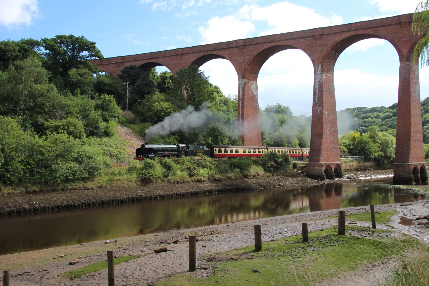 Image name larpool viaduct steam train river esk north yorkshire the 28 image from the post Ruswarp in Yorkshire.com.