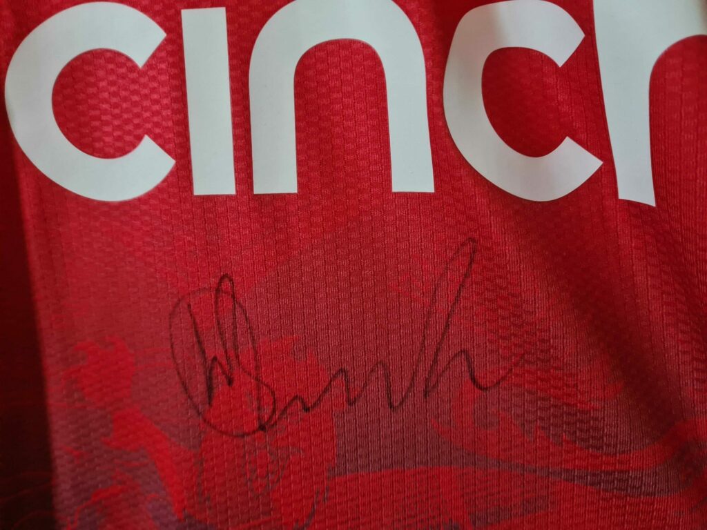 Giveaway: England cricket shirt signed by Harry Brook plus signed photo and mini-bat Post image 4 Image name 20240523 104251 the 4 image from the post Giveaway: England cricket shirt signed by Harry Brook plus signed photo and mini-bat in Yorkshire.com.