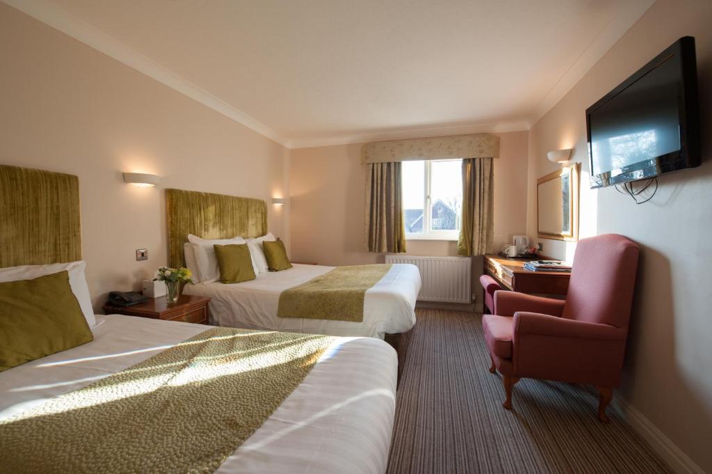 The Minster Hotel Accommodation image 2 Image name bedroom minster hotel york the 1 image from the post The Minster Hotel in Yorkshire.com.