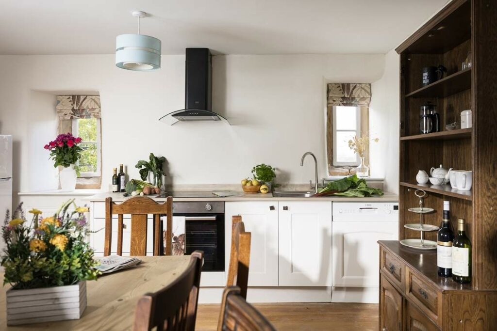 Image name ivy cottage borrowby yorkshire kitchen the 8 image from the post Ivy House in Yorkshire.com.