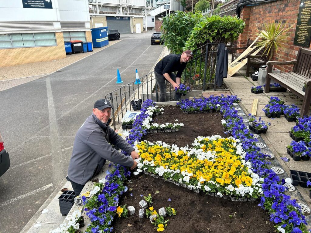 Yorkshire-Grown Plants To Honour Rugby Legend Post image 1 yorkshire garden centres