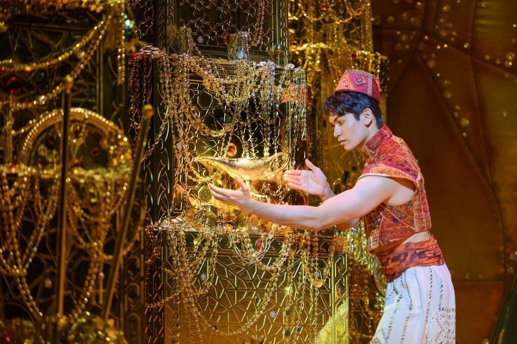 The Magic of Disney’s Aladdin in Bradford: Giant Magic Lamp and Theatrical Spectacle Post image 1 Alladin in Bradford