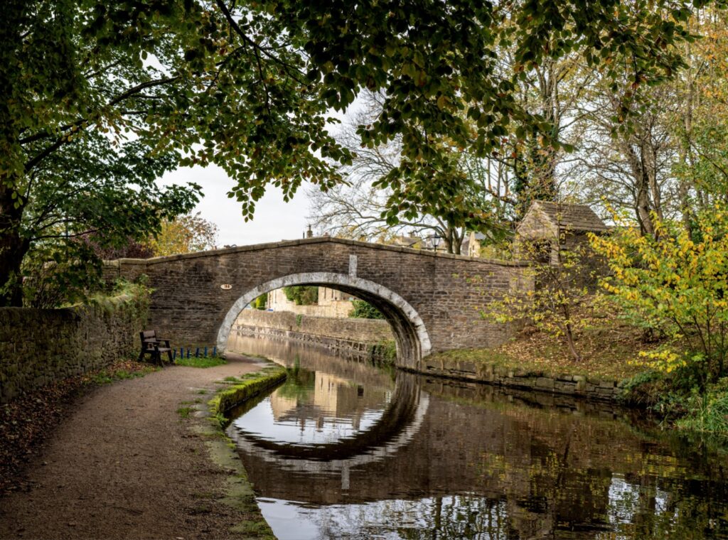 Canal boats and Crayfish Claws at Kildwick Post image 1 Image name kildwick canal bridge north yorkshire the 1 image from the post Canal boats and Crayfish Claws at Kildwick in Yorkshire.com.