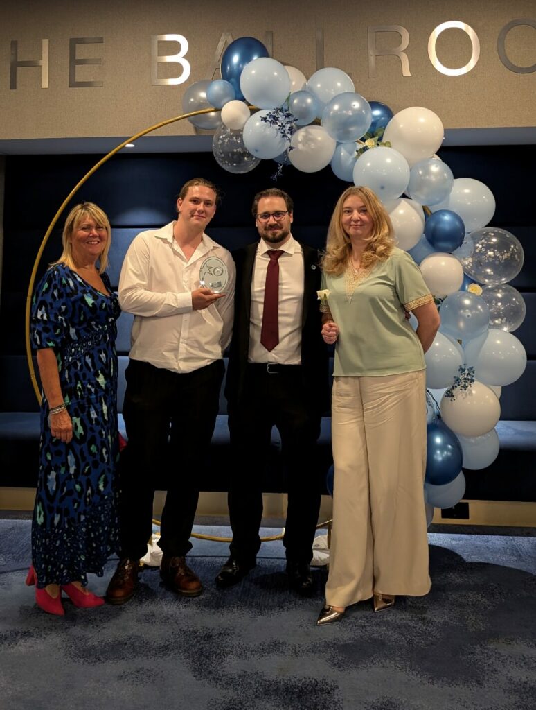 Hull’s The Deep Honoured with T.I.C Friends Public Venue Award at 2024 T.I.C Awards Post image 1 The Deep