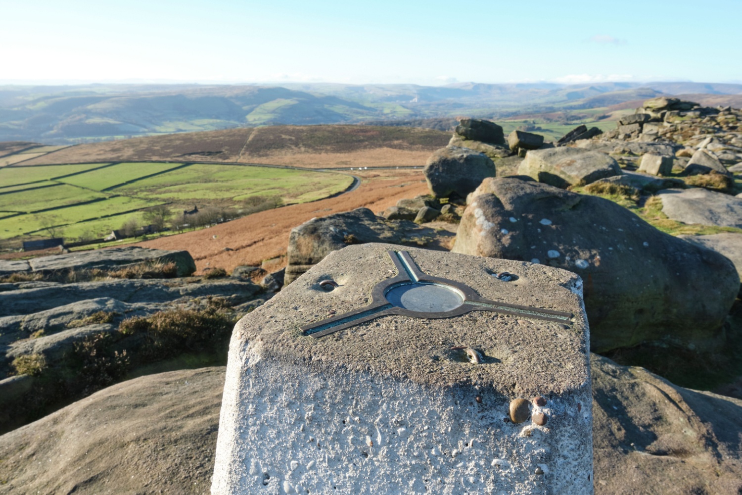 Image name stanage edge derbyshire the 9 image from the post Walk: Sheffield Country Walk in Yorkshire.com.