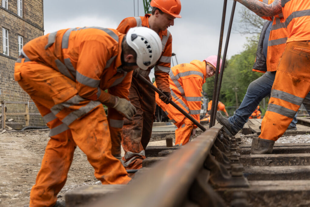 Major Engineering Project Underway at Keighley & Worth Valley Railway: Bridge 27 Replacement Post image 5 Image name Volunteers at Bridge 27 the 5 image from the post Major Engineering Project Underway at Keighley & Worth Valley Railway: Bridge 27 Replacement in Yorkshire.com.