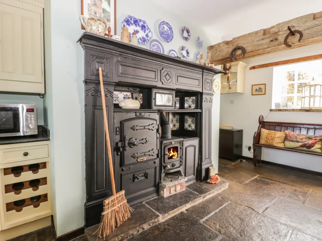Special offer: £10 off any holiday with Sykes Post image 2 Image name aga burton pidsea the 2 image from the post Special offer: £10 off any holiday with Sykes in Yorkshire.com.
