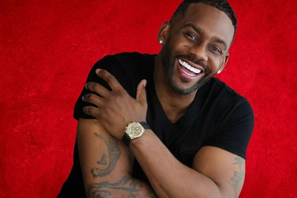 Image name Richard Blackwood Live Bradford at THE STUDIO BRADFORD Yorkshire the 4 image from the post Richard Blackwood : Live - Bradford at THE STUDIO, BRADFORD, Yorkshire in Yorkshire.com.