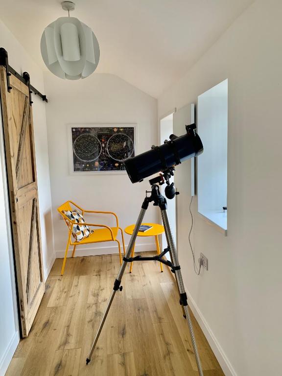 Where to stay for the Yorkshire Dark Skies Festival 2025 Post image 10 Image name telescope dark skies cottage the 10 image from the post Where to stay for the Yorkshire Dark Skies Festival 2025 in Yorkshire.com.