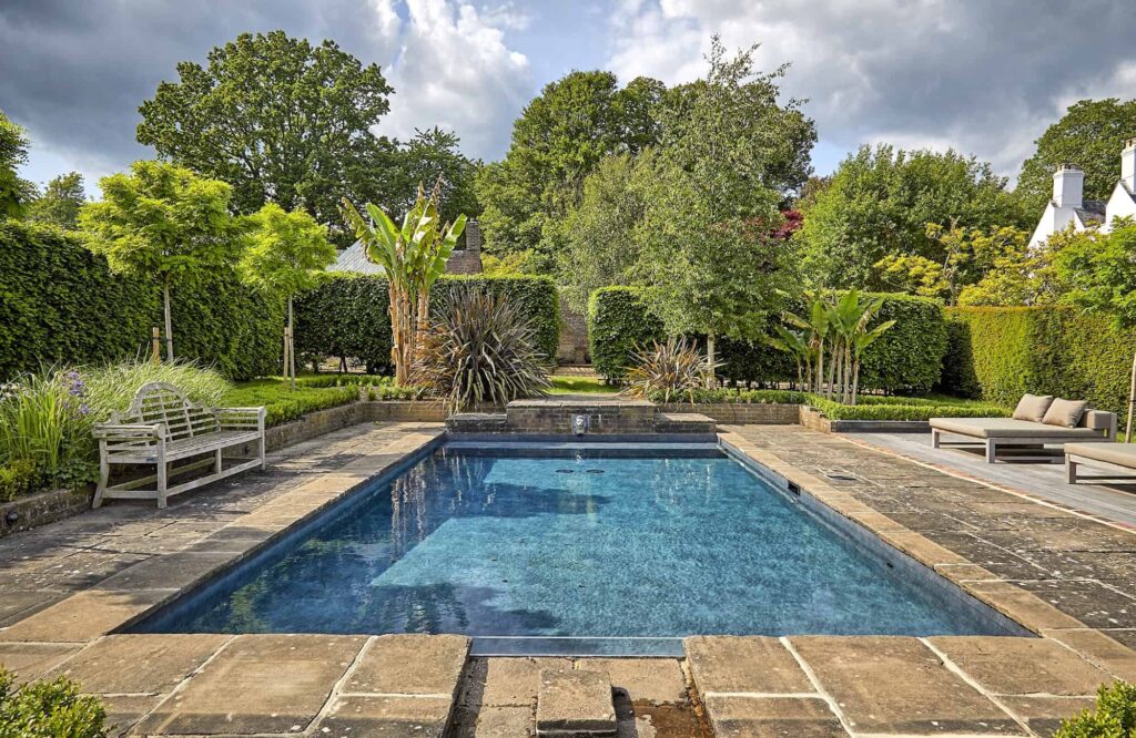 Britannia Stone Entity image 74 Image name Natural stone British countryside Stone garden swimming pool britannia stones the 74 image from the post Britannia Stone in Yorkshire.com.