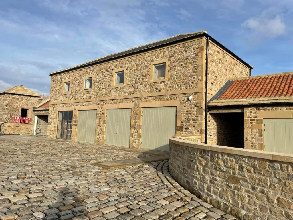 Britannia Stone Entity image 86 Image name Yorkshire Stone Built Barn and Garage with Cobble Driveway 3 the 86 image from the post Britannia Stone in Yorkshire.com.