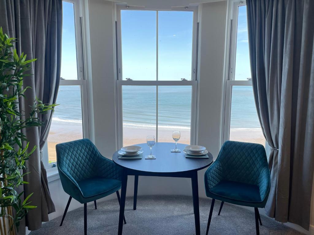 Last-Minute Easter 2025 Breaks in Yorkshire – Book Your Stay Now! Post image 2 Image name marlborough sea view the 2 image from the post Last-Minute Easter 2025 Breaks in Yorkshire – Book Your Stay Now! in Yorkshire.com.