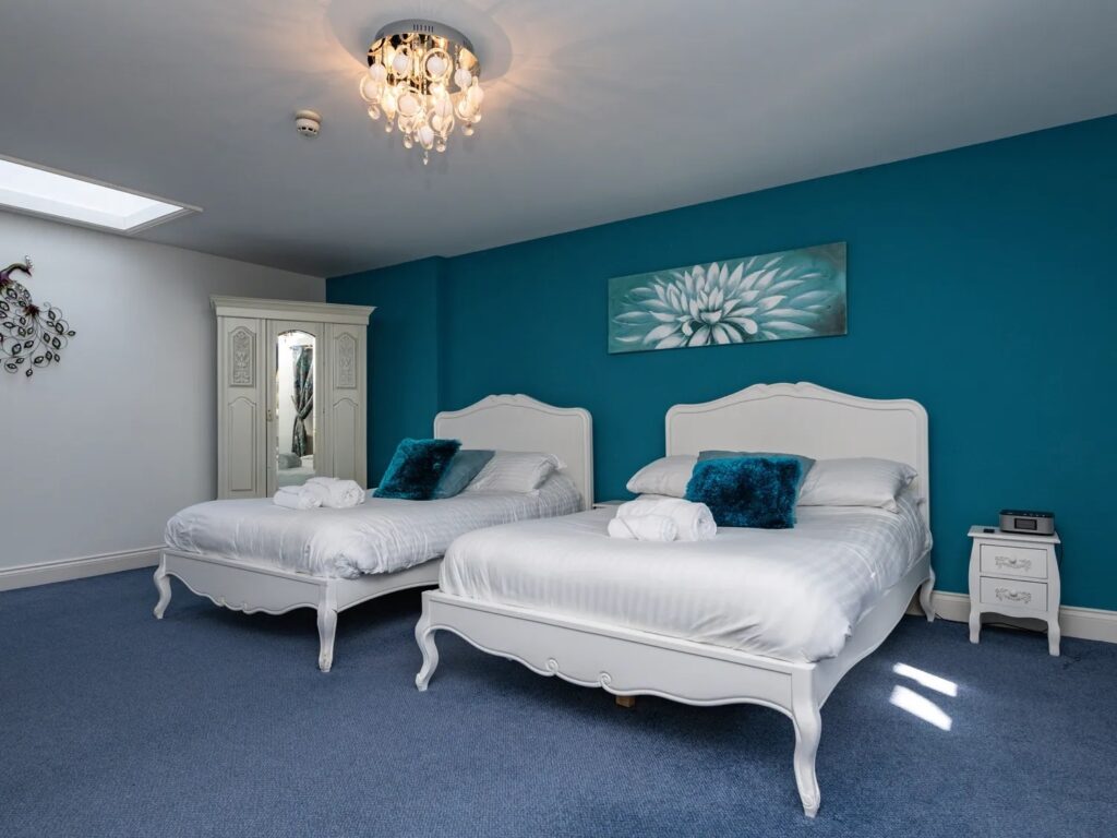 Rudby Hall Hotel Accommodation image 10 Image name bedroom4 1 the 10 image from the post Rudby Hall Hotel in Yorkshire.com.