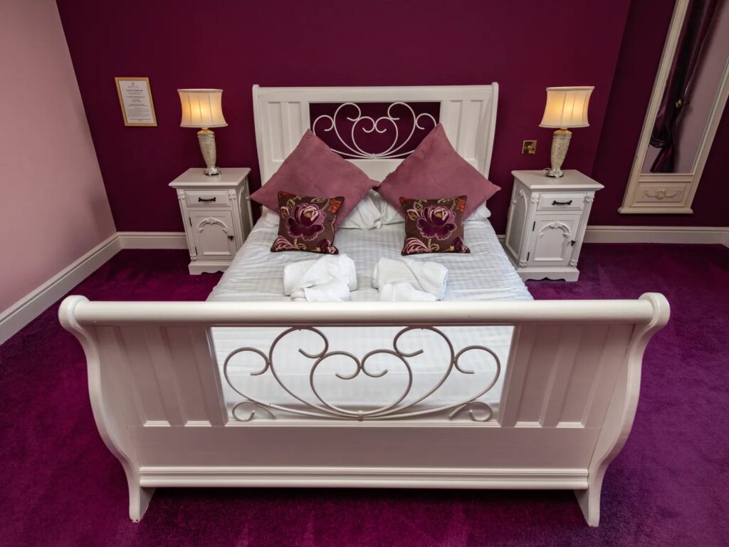 Rudby Hall Hotel Accommodation image 16 Image name bedroom5 the 16 image from the post Rudby Hall Hotel in Yorkshire.com.