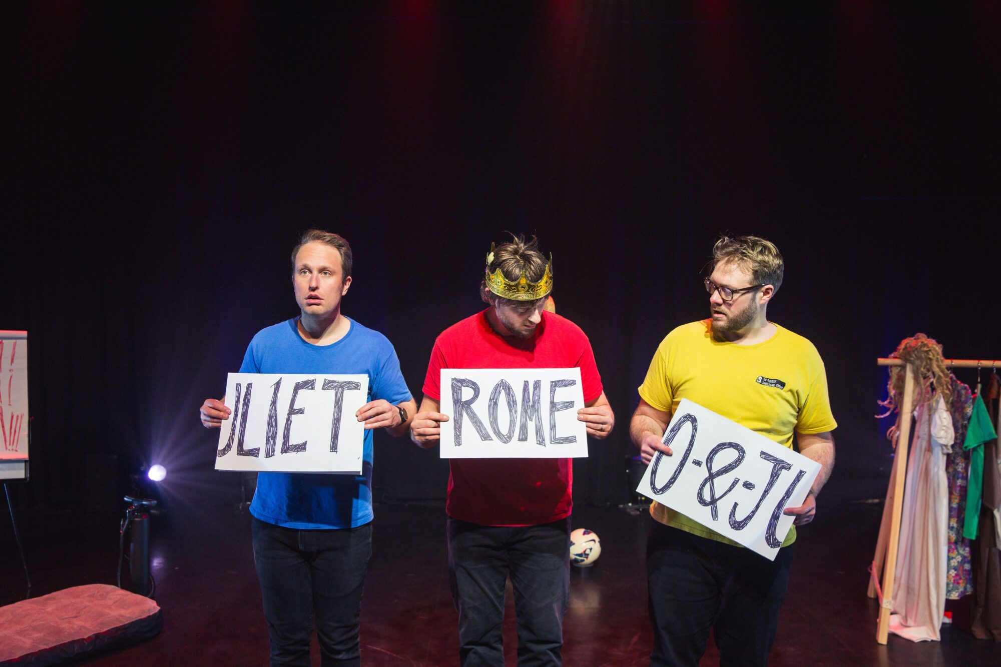 Image name Rubbish Shakespeare Romeo Juliet the 12 image from the post Three Unmissable Summer Shows to Keep Kids Laughing and Learning in Yorkshire in Yorkshire.com.