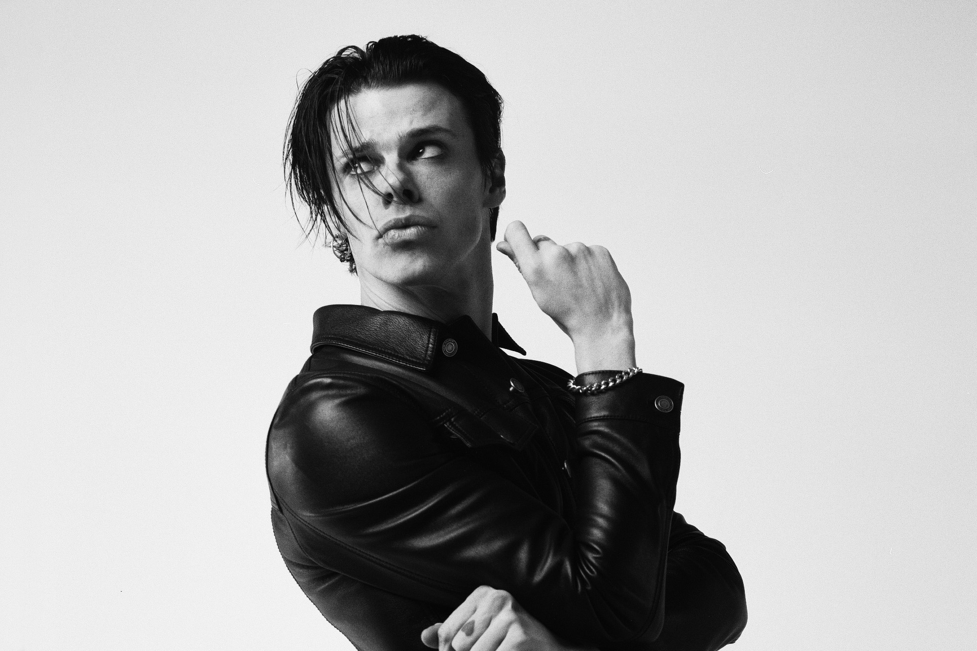 Image name yungblud promotional shot the 3 image from the post Doncaster's Yungblud Gives Back: Free Festival Tickets for NHS Staff in Yorkshire and Beyond in Yorkshire.com.