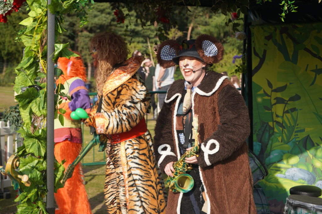 What's On at Yorkshire Wildlife Park for the Night Out at the Zoo Finale? Post image 3 Image name DSC09098 the 3 image from the post What's On at Yorkshire Wildlife Park for the Night Out at the Zoo Finale? in Yorkshire.com.