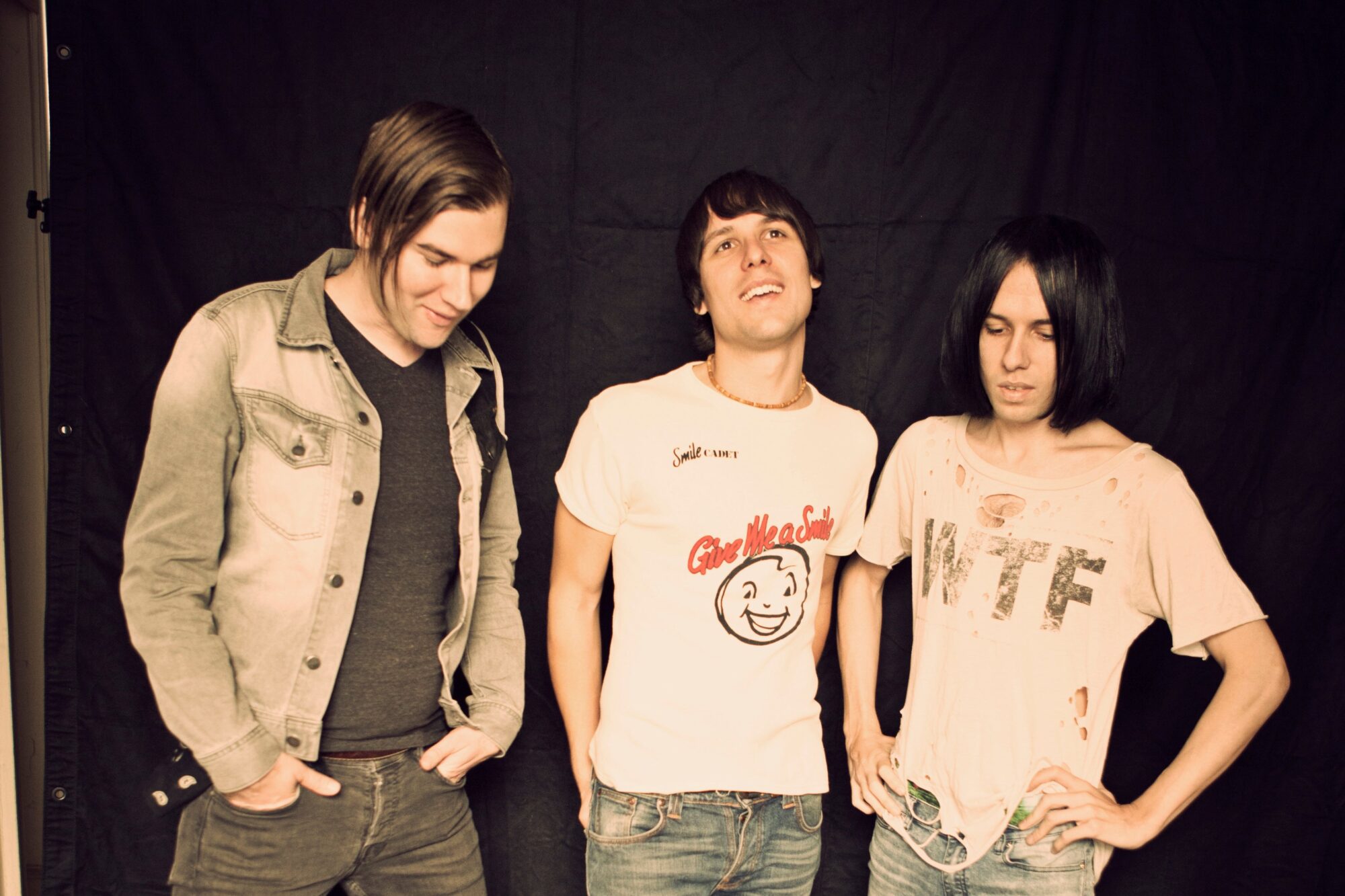 Image name The Cribs at Foundry Sheffield Sheffield the 16 image from the post The Cribs at Foundry, Sheffield, Sheffield in Yorkshire.com.