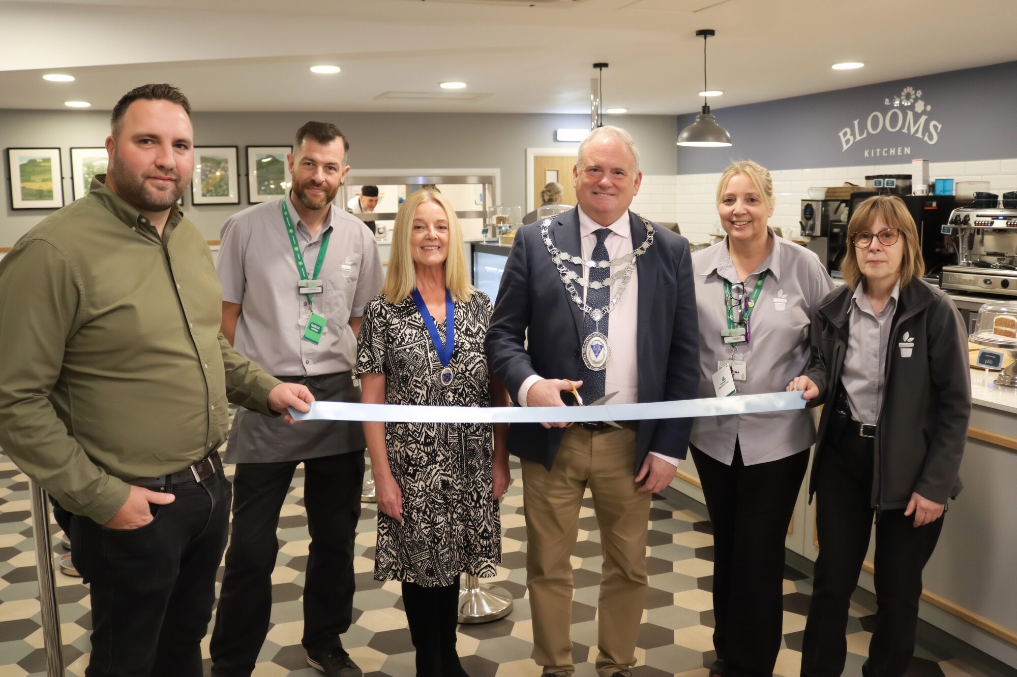 Image name 230925 The Mayor of Otley celebrating the Blooms refurbishment the 4 image from the post What's New at The Otley Garden Centre Restaurant Blooms? in Yorkshire.com.