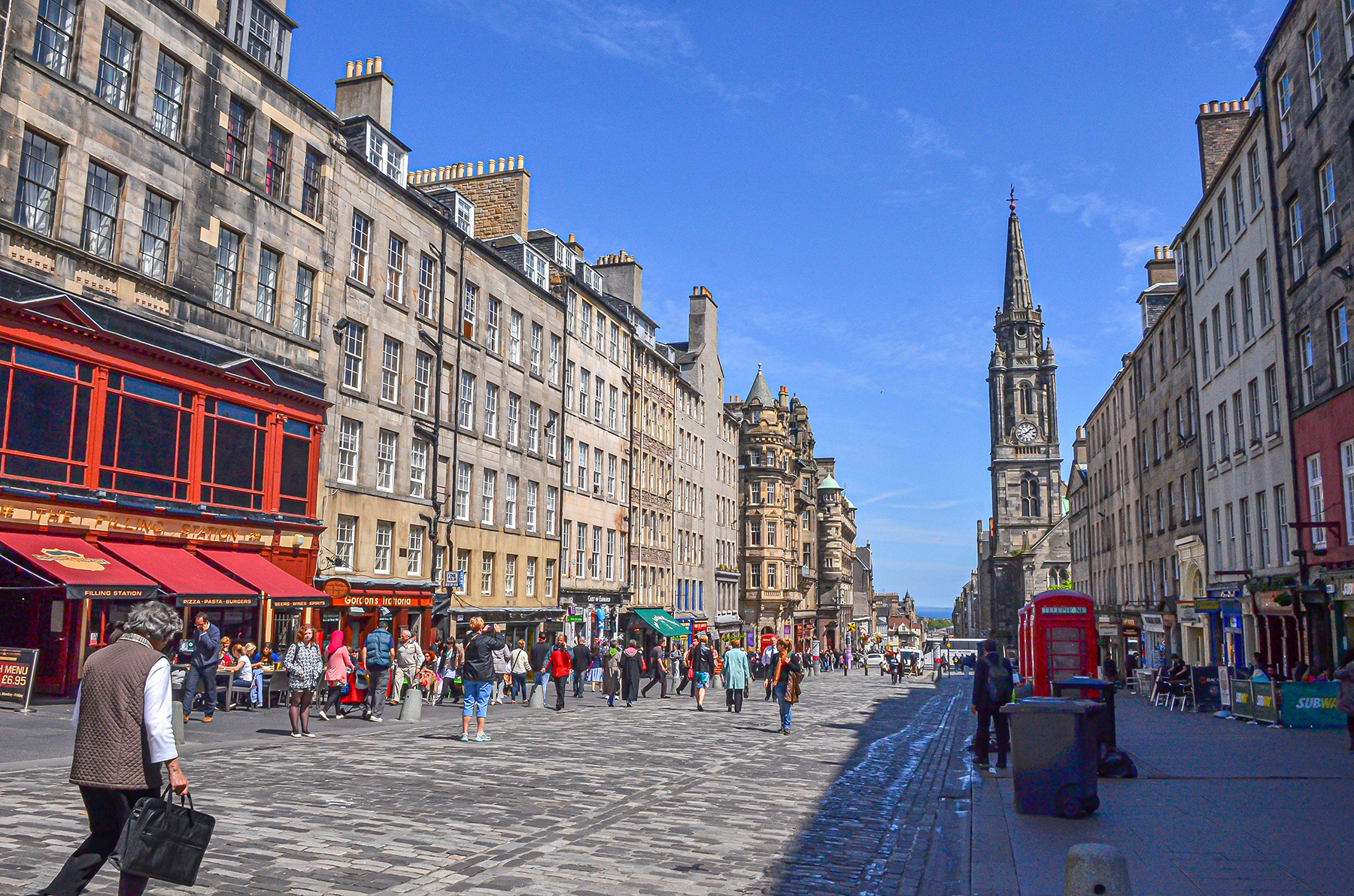 Image name edinburgh royal mile the 25 image from the post What Is The New Visitor Levy Charge In Edinburgh – And What Could It Mean For Yorkshire? in Yorkshire.com.