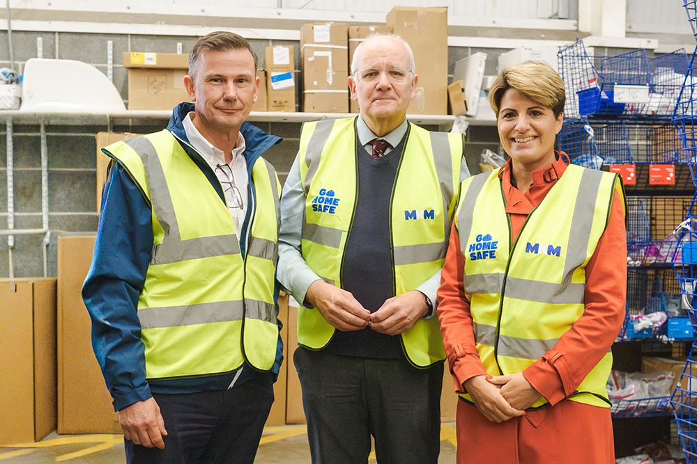 Image name unnamed 2025 10 20T141615.821 the 1 image from the post MP Visits A Local Builders Merchant In Hull in Yorkshire.com.