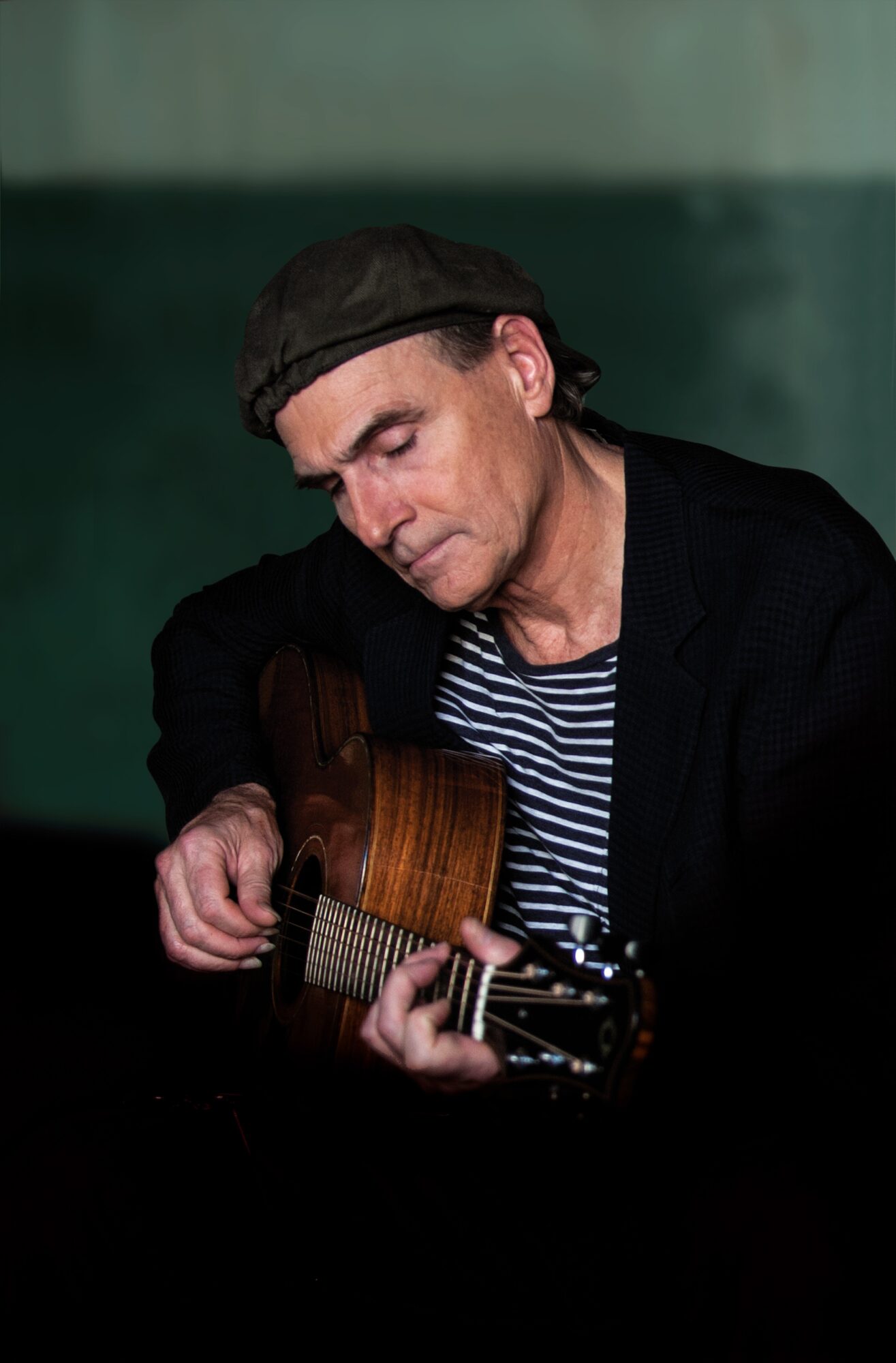 Image name James Taylor Official Ticket and Hotel Bundls at Scarborough Open Air Theatre Scarborough the 2 image from the post James Taylor- Official Ticket and Hotel Bundls at Scarborough Open Air Theatre, Scarborough in Yorkshire.com.