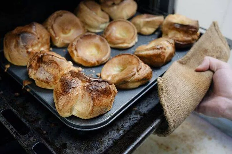 Make Perfect Fluffy Yorkshire Puddings With A Fray Bentos Pie Tin Post image 1 tray of Yorkshire pudding