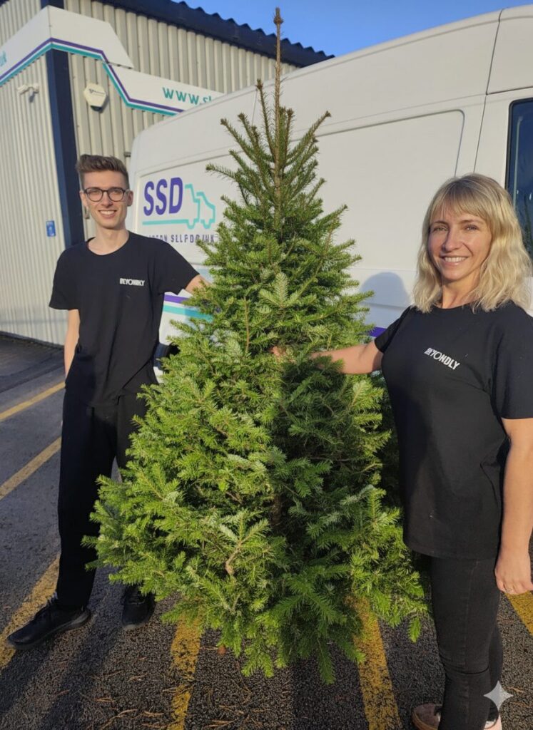 How To Recycle Your Christmas Tree In West Yorkshire And Support The Sue Ryder Charity Post image 1 Image name Beyondly colleagues support Sue Ryder Christmas Treecycling the 1 image from the post How To Recycle Your Christmas Tree In West Yorkshire And Support The Sue Ryder Charity in Yorkshire.com.